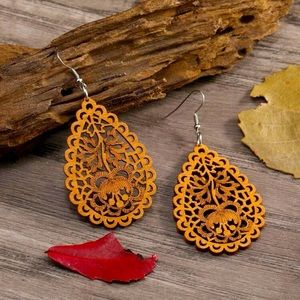 Wood Hollow Out Water‎ Drop Earrings